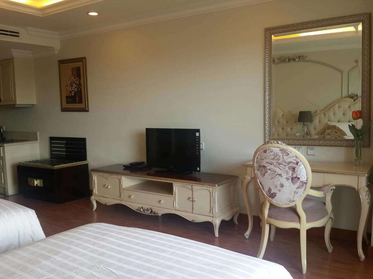 Lk Noble Suite Pattaya Exteriör bild