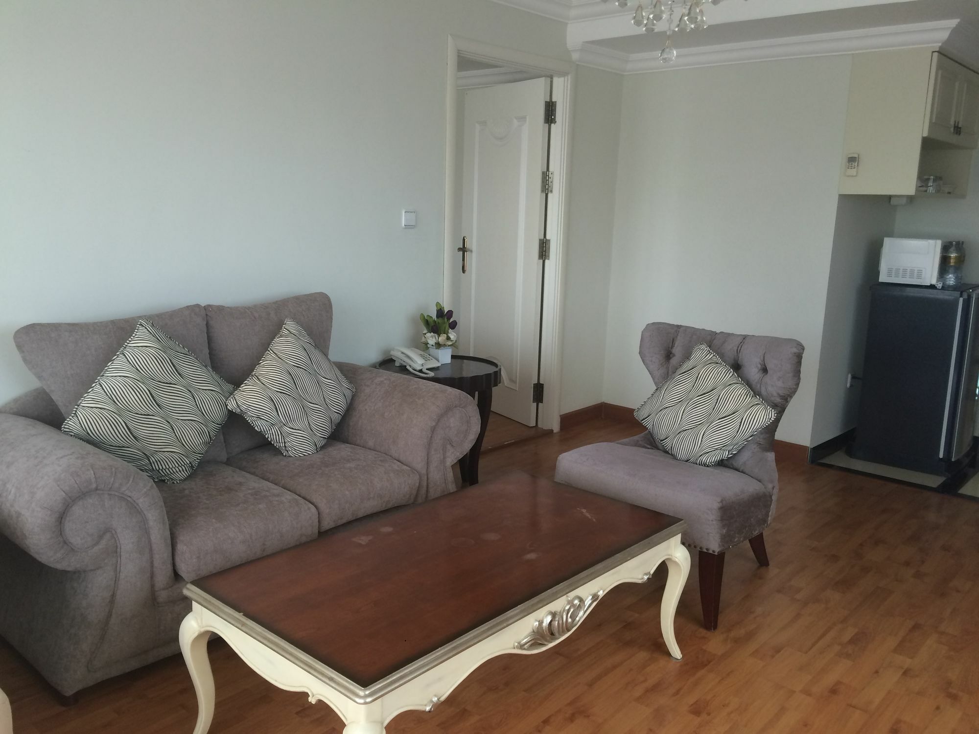 Lk Noble Suite Pattaya Exteriör bild