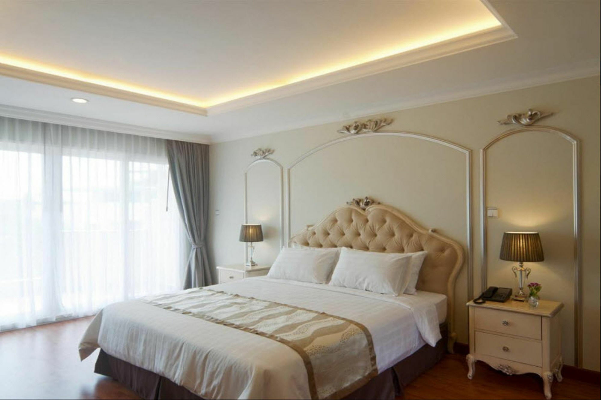Lk Noble Suite Pattaya Exteriör bild