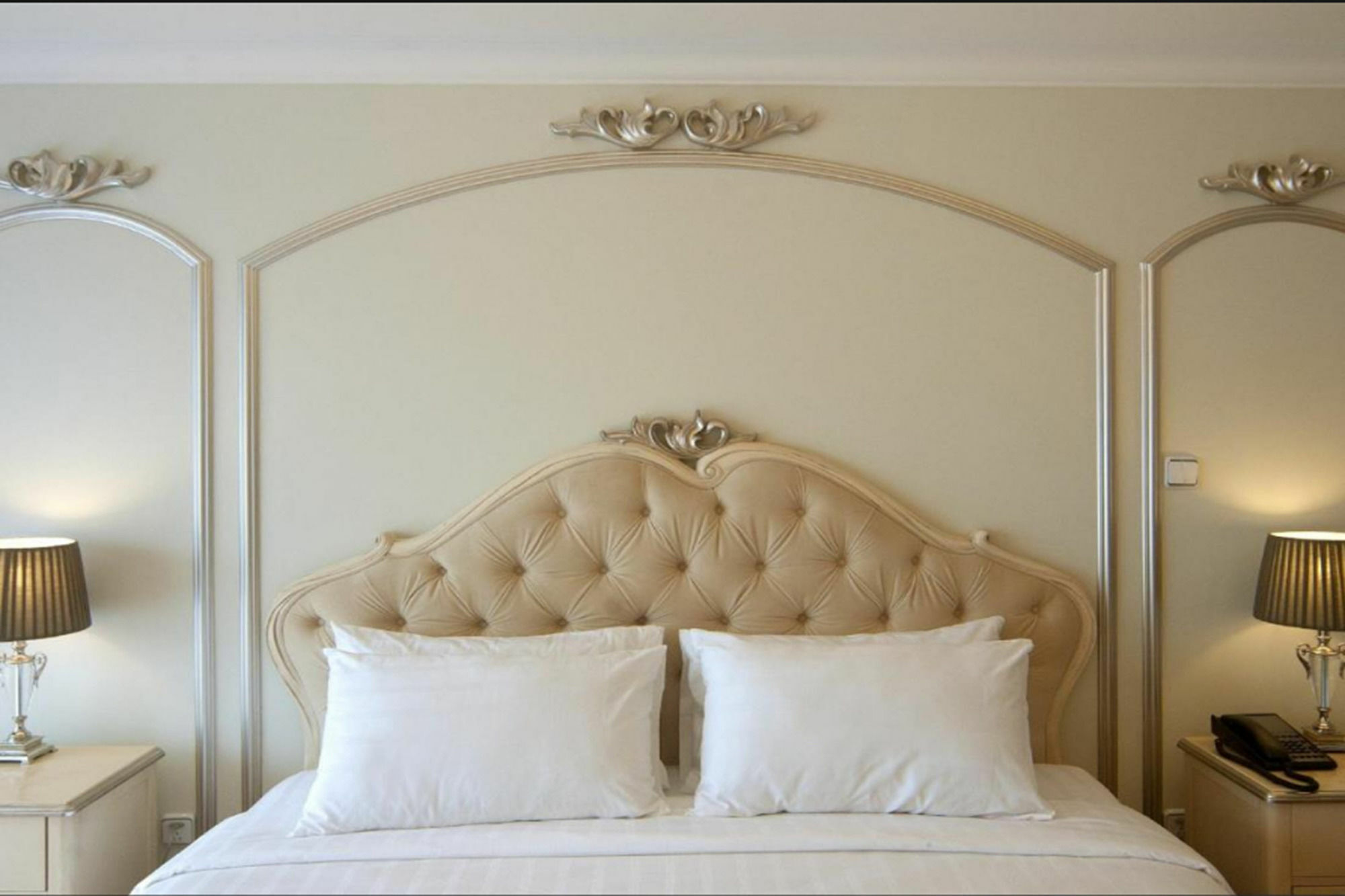 Lk Noble Suite Pattaya Exteriör bild